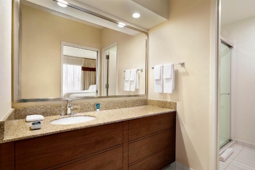 Four Points by Sheraton Raleigh North image 20