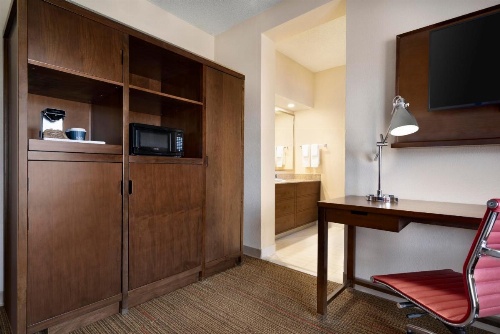 Four Points by Sheraton Raleigh North image 23